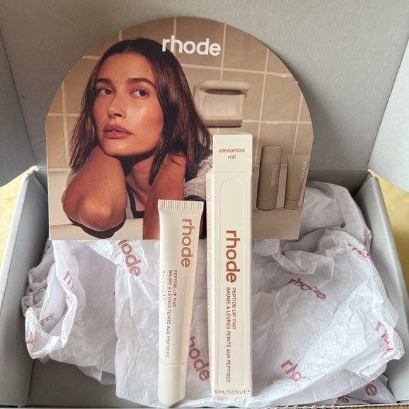 🤎 Rhode Peptide Lip Tint Cinnamon Roll 🤎 - Picture 2 of 13